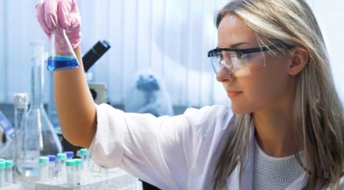 Student in lab using science curriculum